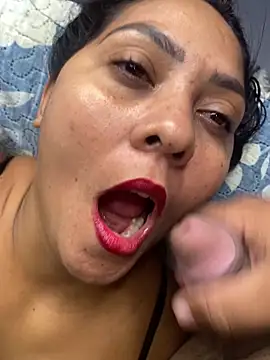 Snapshot of mayemarc chatting on December 19, 2025, 7:10 pm mayemarc online show from December 19, 2025, 7:10 pm