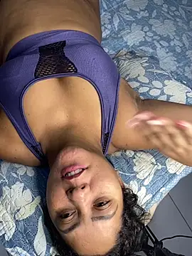 Snapshot of mayemarc chatting on February 5, 2026, 2:22 pm mayemarc online show from February 5, 2026, 2:22 pm