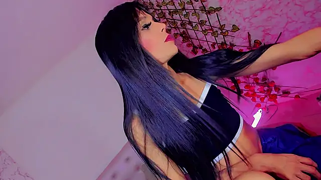 Snapshot of gilbanys_22 chatting on December 18, 2025, 8:48 pm gilbanys 22 online show from December 18, 2025, 8:48 pm