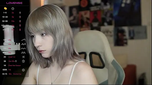 Snapshot of Traharaa chatting on February 16, 2026, 10:55 am Traharaa online show from February 16, 2026, 10:55 am