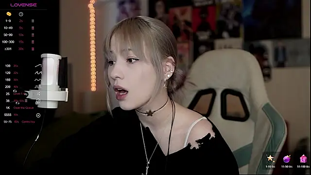 Snapshot of Traharaa chatting on March 6, 2026, 1:18 pm Traharaa online show from March 6, 2026, 1:18 pm