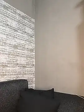 Snapshot of ExclusiveLeexx chatting on March 9, 2025, 5:28 pm ExclusiveLeexx online show from March 9, 2025, 5:28 pm