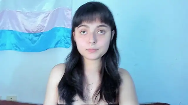 Snapshot of elizabethtaylorxxx chatting on February 14, 2026, 6:32 am elizabethtaylorxxx online show from February 14, 2026, 6:32 am