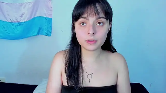 Snapshot of elizabethtaylorxxx chatting on March 1, 2026, 5:04 pm elizabethtaylorxxx online show from March 1, 2026, 5:04 pm