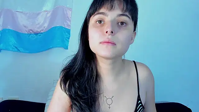 Snapshot of elizabethtaylorxxx chatting on March 6, 2026, 7:10 pm elizabethtaylorxxx online show from March 6, 2026, 7:10 pm