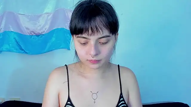 Snapshot of elizabethtaylorxxx chatting on March 7, 2026, 7:22 pm elizabethtaylorxxx online show from March 7, 2026, 7:22 pm