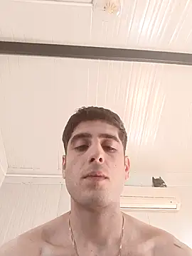 arenn1997 online show from December 17, 2025, 12:33 pm