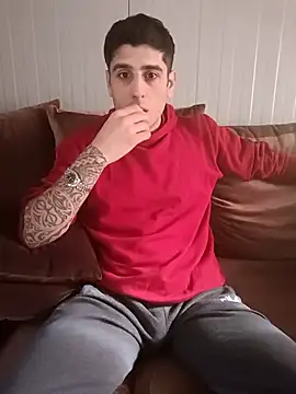 arenn1997 online show from February 5, 2026, 12:32 pm