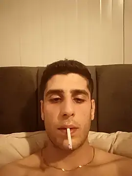 arenn1997 online show from March 4, 2026, 12:05 am