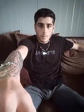 arenn1997 online show from March 15, 2026, 12:22 pm