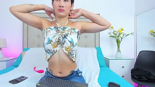 Snapshot of Cataleyalove_ADY chatting on April 5, 2026, 12:46 pm Cataleyalove ADY online show from April 5, 2026, 12:46 pm