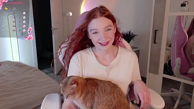 cinnabon girls online show from October 25, 2025, 6:57 pm