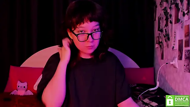 dreamgirllovee online show from November 6, 2025, 2:34 am