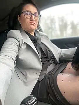 Snapshot of ZhenjaPoledance chatting on March 8, 2026, 8:51 am ZhenjaPoledance online show from March 8, 2026, 8:51 am