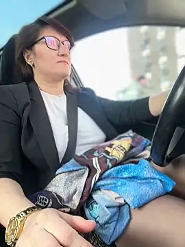 Snapshot of ZhenjaPoledance chatting on March 15, 2026, 9:26 am ZhenjaPoledance online show from March 15, 2026, 9:26 am