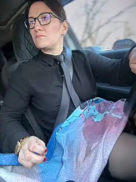 Snapshot of ZhenjaPoledance chatting on March 21, 2026, 8:19 am ZhenjaPoledance online show from March 21, 2026, 8:19 am