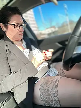 Snapshot of ZhenjaPoledance chatting on March 24, 2026, 6:29 am ZhenjaPoledance online show from March 24, 2026, 6:29 am