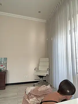 Snapshot of Hott_Lolla chatting on February 18, 2025, 1:00 pm Hott Lolla online show from February 18, 2025, 1:00 pm