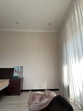 Hott Lolla online show from March 4, 2026, 8:53 am