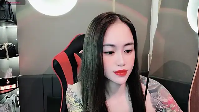 Snapshot of witch-39 chatting on December 15, 2024, 3:31 pm witch-39 online show from December 15, 2024, 3:31 pm