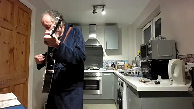 jimmybenido online show from February 10, 2026, 5:39 pm