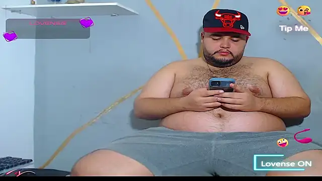 Snapshot of damian_chubby chatting on September 17, 2025, 3:46 pm damian chubby online show from September 17, 2025, 3:46 pm
