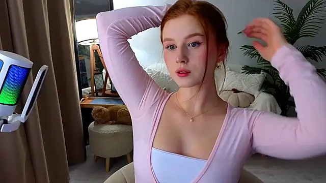 Snapshot of Meow_babe chatting on November 9, 2025, 12:14 pm Meow babe online show from November 9, 2025, 12:14 pm