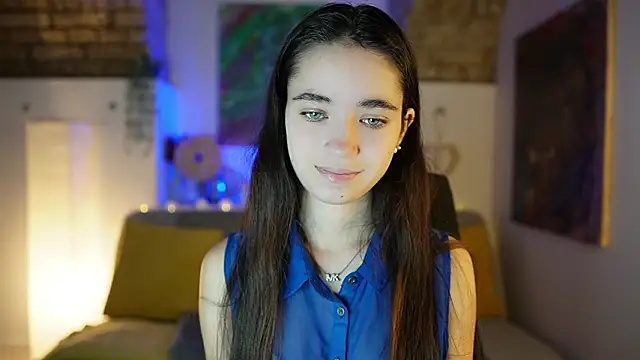 Snapshot of Gia_Paige18 chatting on December 19, 2024, 8:13 am Gia Paige18 online show from December 19, 2024, 8:13 am