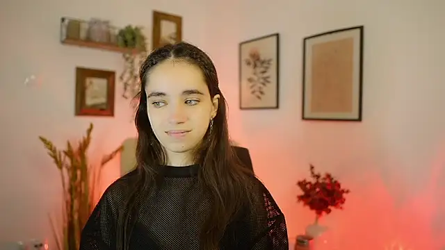 Snapshot of Gia_Paige18 chatting on September 17, 2025, 1:02 pm Gia Paige18 online show from September 17, 2025, 1:02 pm