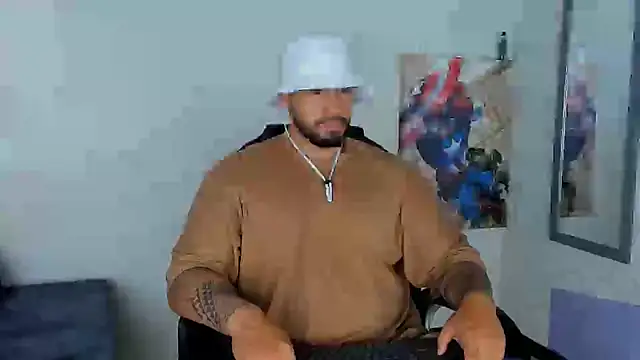 Snapshot of Cristian_Walker chatting on January 7, 2025, 12:09 pm Cristian Walker online show from January 7, 2025, 12:09 pm