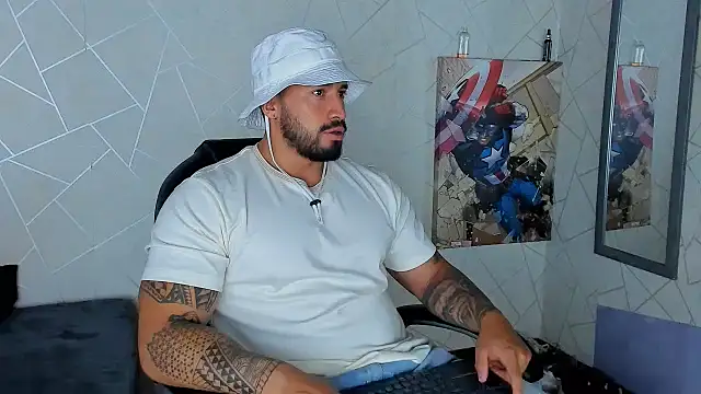 Snapshot of Cristian_Walker chatting on January 12, 2025, 1:16 pm Cristian Walker online show from January 12, 2025, 1:16 pm