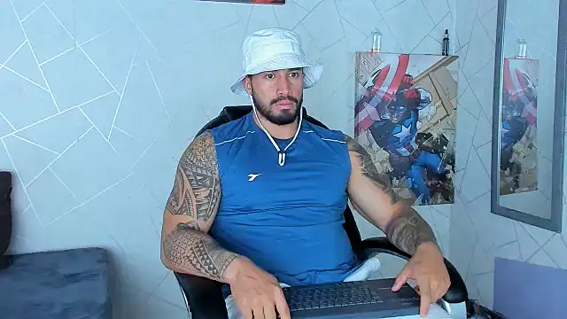 Snapshot of Cristian_Walker chatting on January 14, 2025, 12:35 pm Cristian Walker online show from January 14, 2025, 12:35 pm