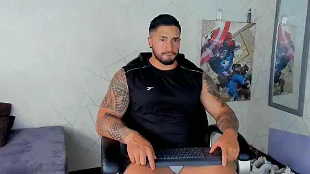 Snapshot of Cristian_Walker chatting on January 16, 2025, 8:25 pm Cristian Walker online show from January 16, 2025, 8:25 pm