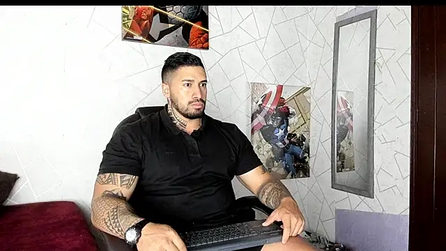 Snapshot of Cristian_Walker chatting on October 5, 2025, 12:14 pm Cristian Walker online show from October 5, 2025, 12:14 pm