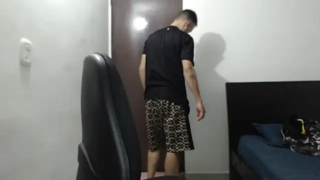 Snapshot of dimitriquiet05 chatting on January 5, 2025, 5:20 am dimitriquiet05 online show from January 5, 2025, 5:20 am