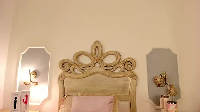 Snapshot of Sara__Williams chatting on February 24, 2025, 3:55 am Sara Williams online show from February 24, 2025, 3:55 am