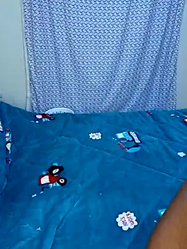 Snapshot of Sweatie_babies chatting on March 3, 2026, 6:03 pm Sweatie babies online show from March 3, 2026, 6:03 pm