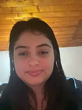 Stephania 18 online show from December 3, 2024, 2:47 am