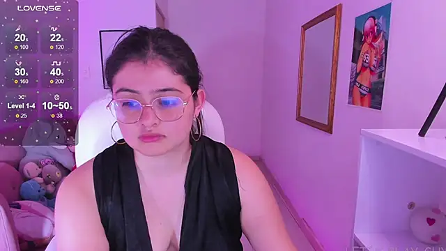 Stephania 18 online show from January 22, 2025, 7:34 pm