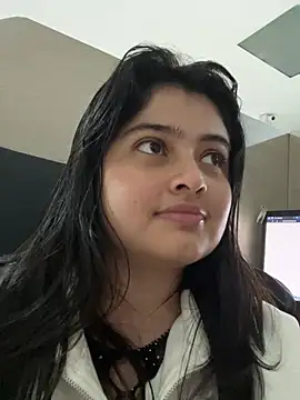 Stephania 18 online show from January 28, 2025, 12:15 am