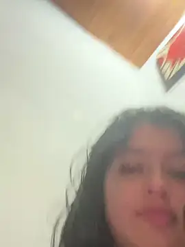 Stephania 18 online show from February 18, 2025, 12:04 am