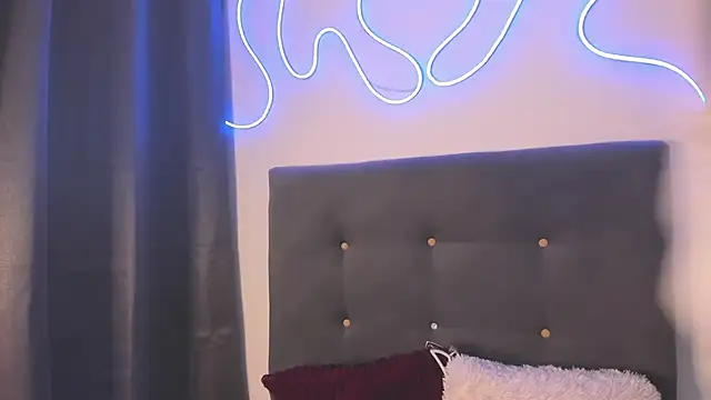 Snapshot of _Bihanca chatting on October 29, 2025, 8:43 pm  Bihanca online show from October 29, 2025, 8:43 pm