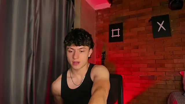 Snapshot of Ares_Dickson chatting on February 2, 2025, 4:26 am Ares Dickson online show from February 2, 2025, 4:26 am