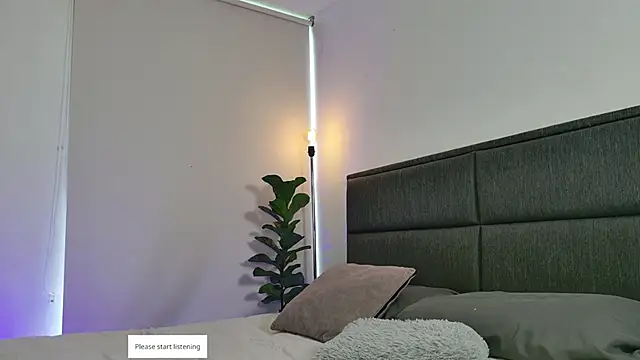 lady ni  online show from November 10, 2025, 12:48 pm