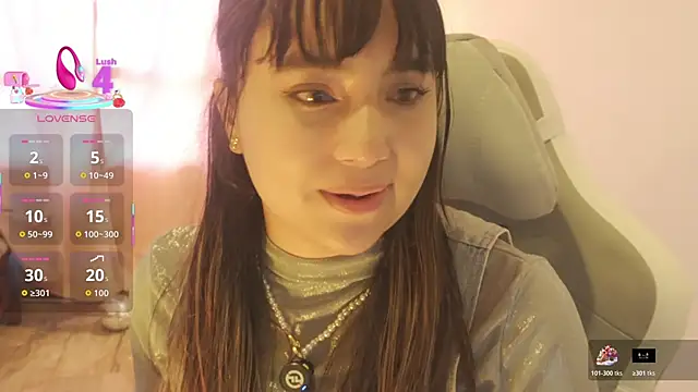 Snapshot of emitaa17228o chatting on February 4, 2026, 10:04 pm emitaa17228o online show from February 4, 2026, 10:04 pm