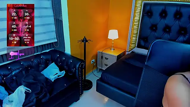 AniEvans  online show from March 11, 2025, 10:51 am