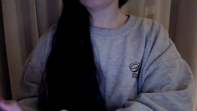 Snapshot of Sandysecret chatting on March 17, 2025, 8:30 pm Sandysecret online show from March 17, 2025, 8:30 pm