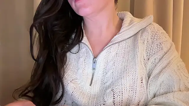 Snapshot of Sandysecret chatting on February 12, 2026, 8:26 pm Sandysecret online show from February 12, 2026, 8:26 pm