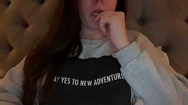 Snapshot of Sandysecret chatting on February 19, 2026, 9:11 pm Sandysecret online show from February 19, 2026, 9:11 pm