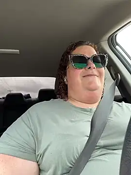 MsStrawbooty online show from July 17, 2026, 4:12 pm